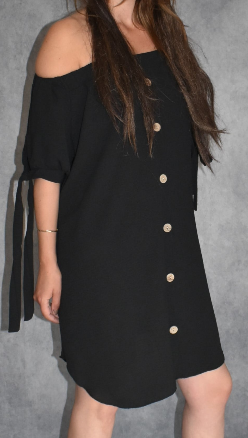 Robe à épaules dénudées