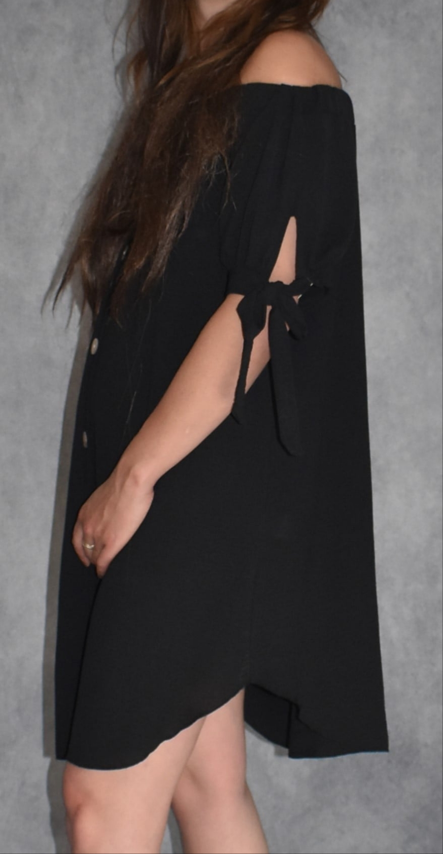 Robe à épaules dénudées